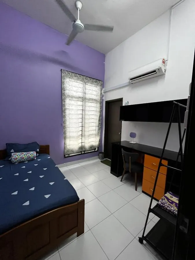 Jb Familia Homestay Johor Bahru